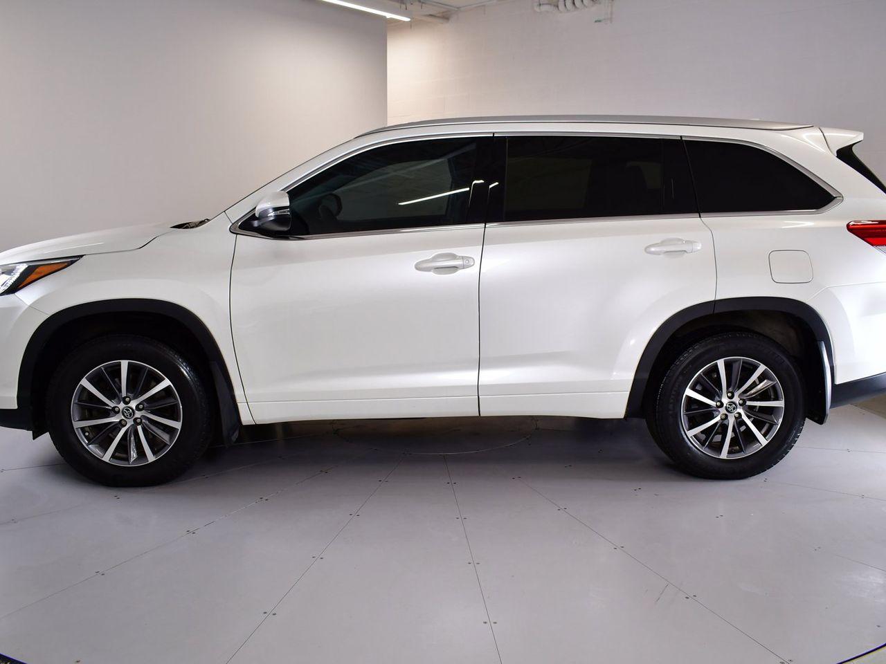 2018 Toyota Highlander XLE-3