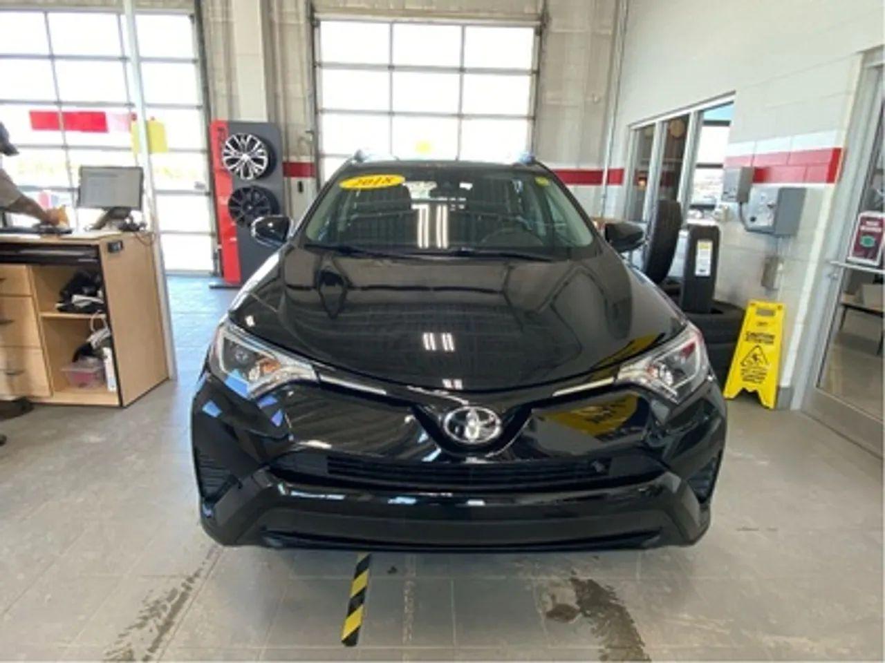 2018 Toyota RAV4 LE-2