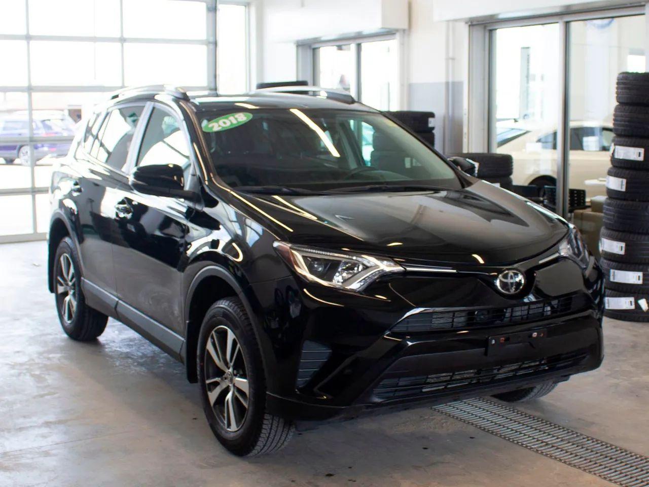 2018 Toyota RAV4 LE-2