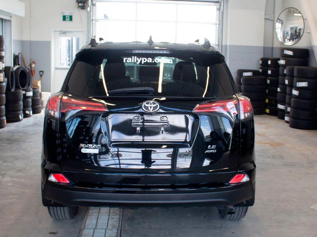 2018 Toyota RAV4 LE-4