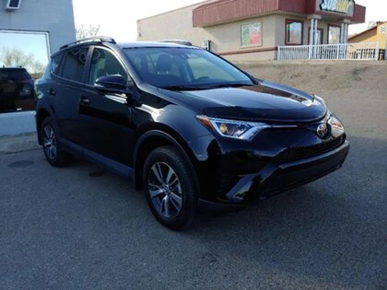 2018 Toyota RAV4 LE-4