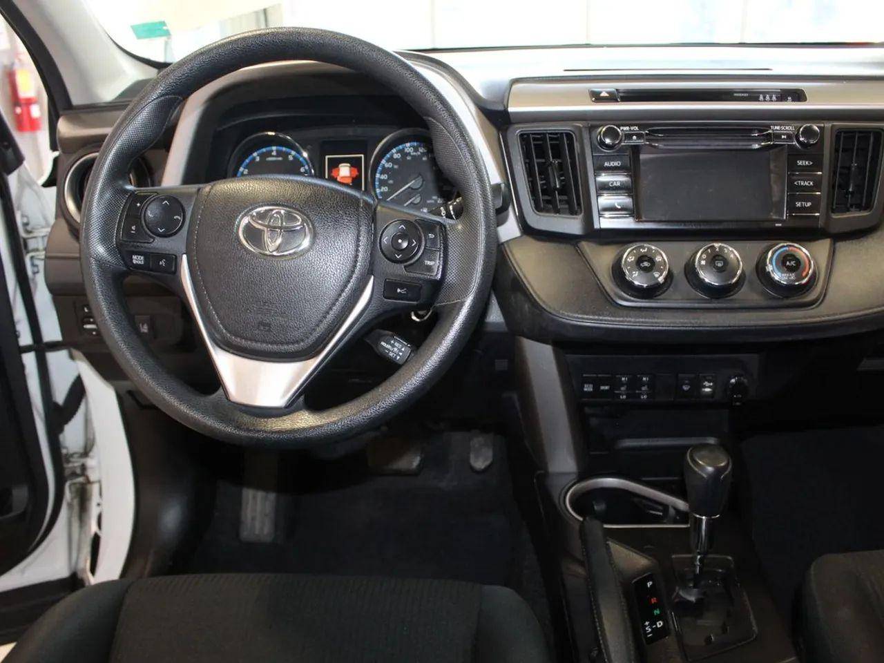 2018 Toyota RAV4 LE-3
