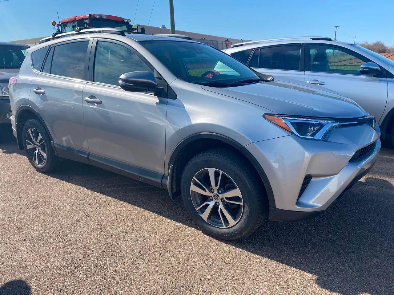 2018 Toyota RAV4 LE-0
