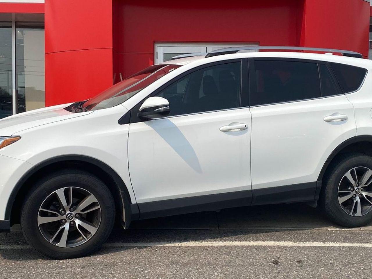 2018 Toyota RAV4 LE-3