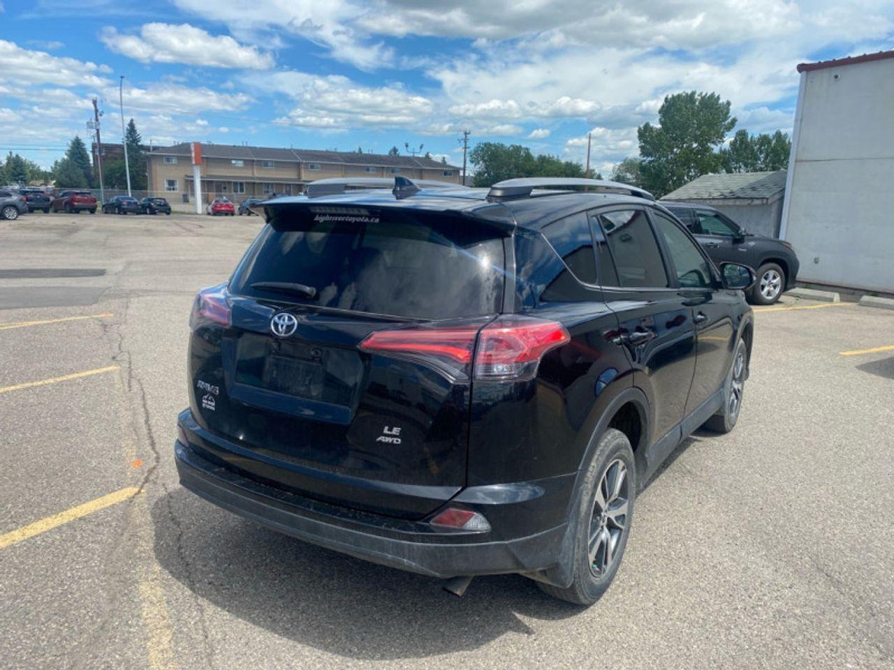 2018 Toyota RAV4 LE-3