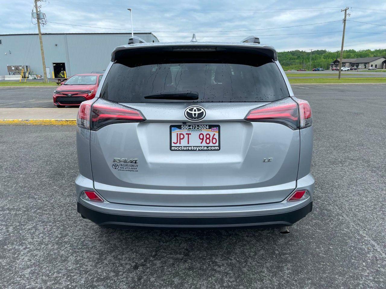 2018 Toyota RAV4 LE-4