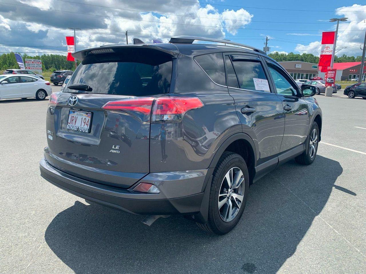 2018 Toyota RAV4 LE-4