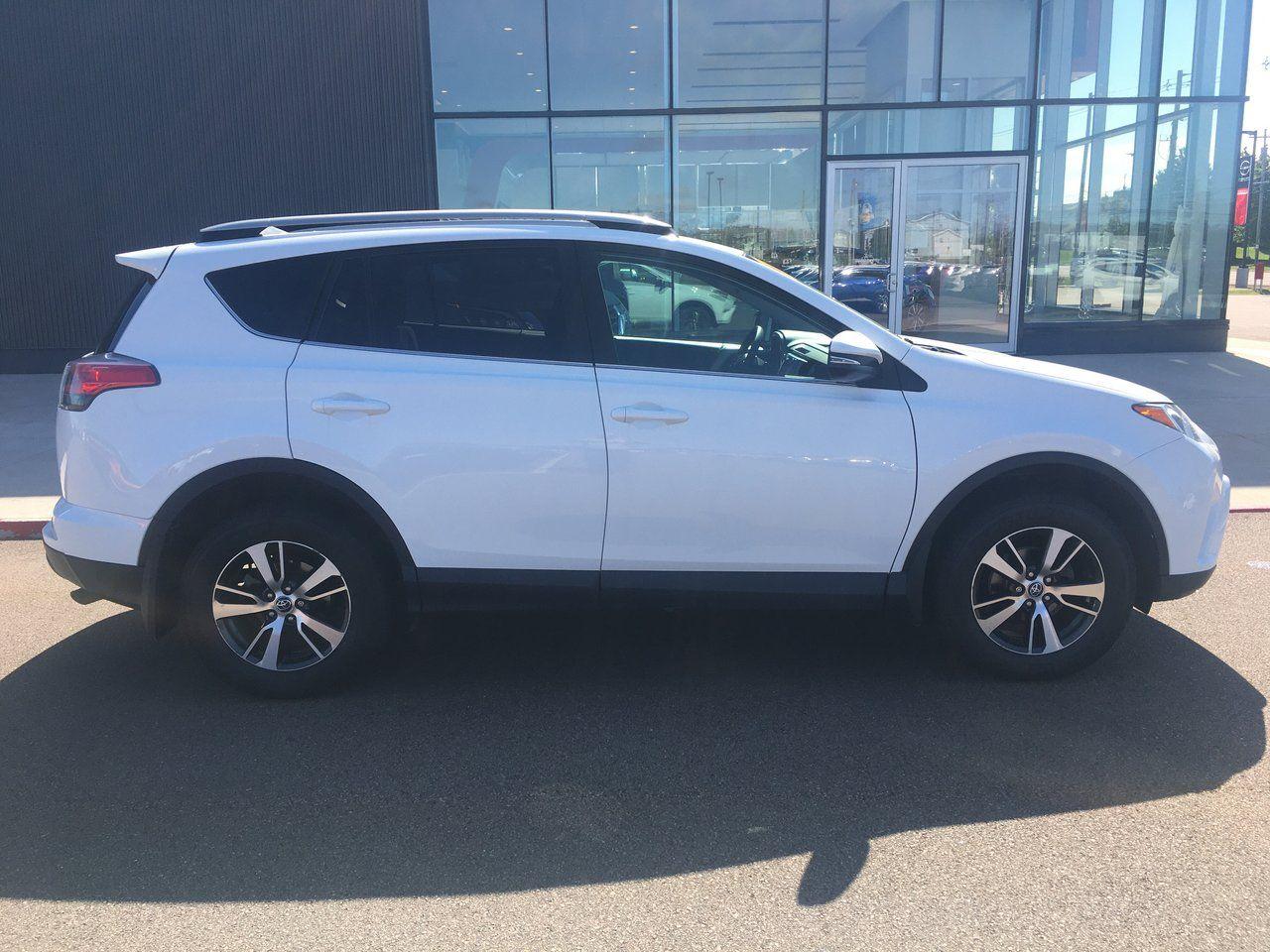 2018 Toyota RAV4 LE-2