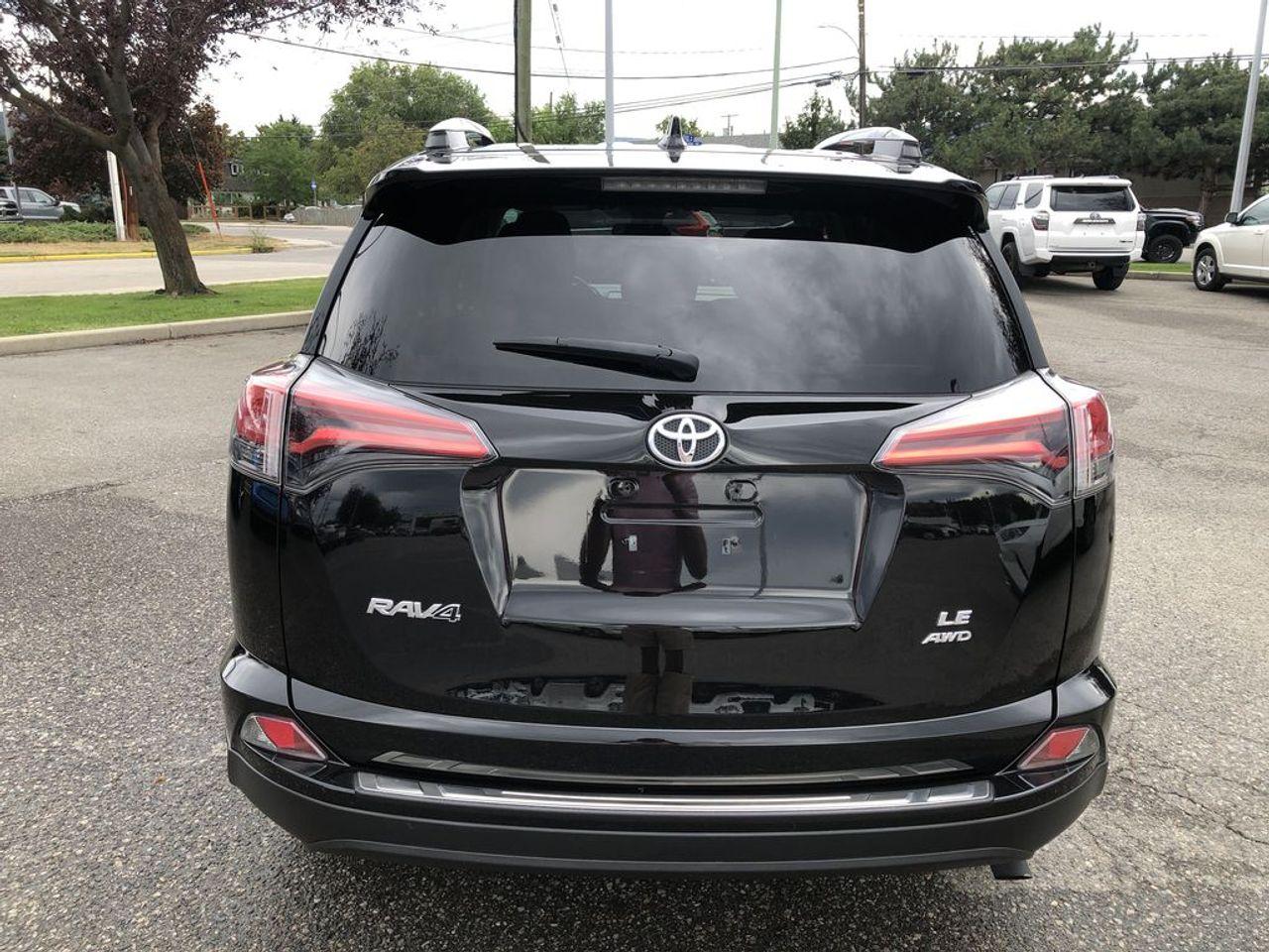 2018 Toyota RAV4 LE-4