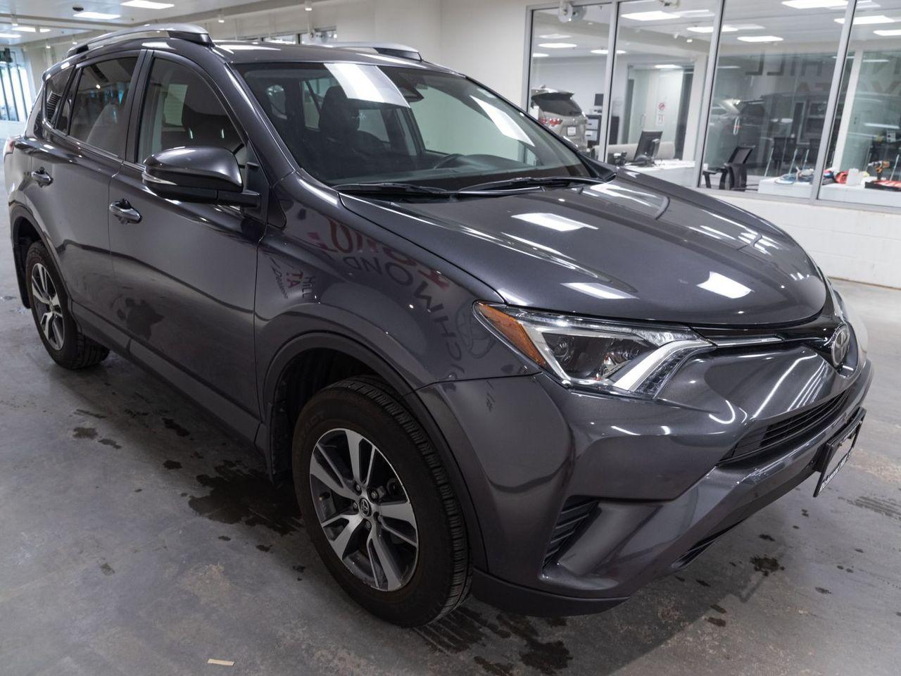 2018 Toyota RAV4 LE-2