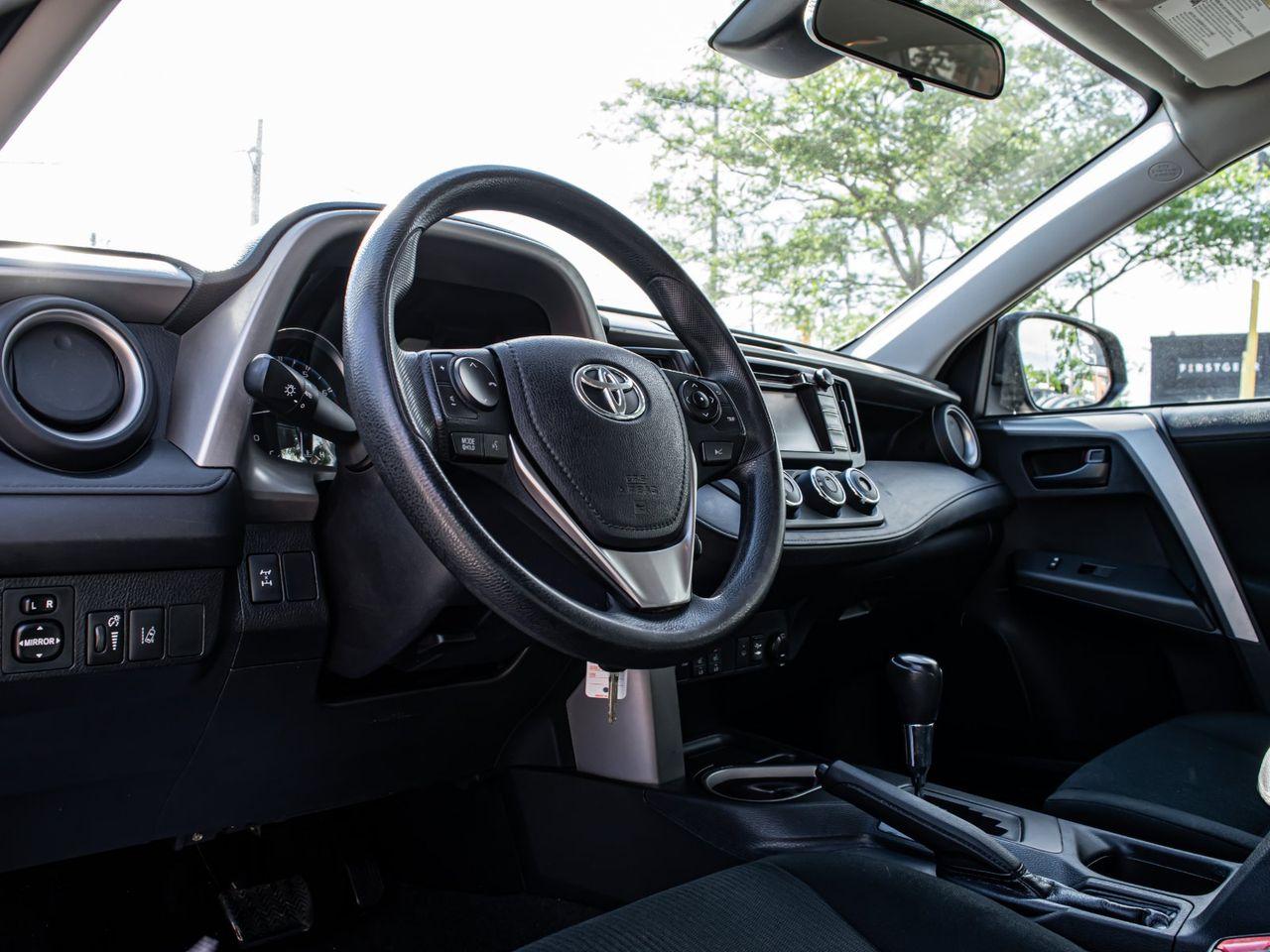 2018 Toyota RAV4 LE-2