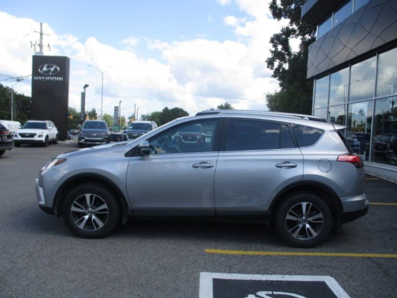 2018 Toyota RAV4 LE-3