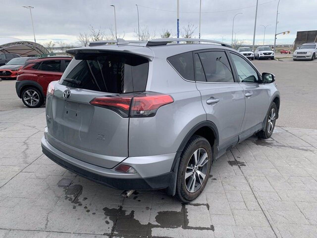 2018 Toyota RAV4 LE-3