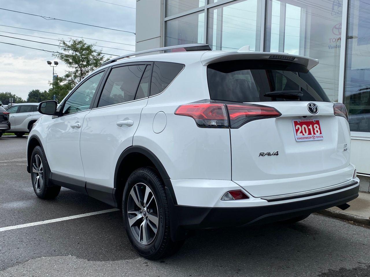 2018 Toyota RAV4 LE-4