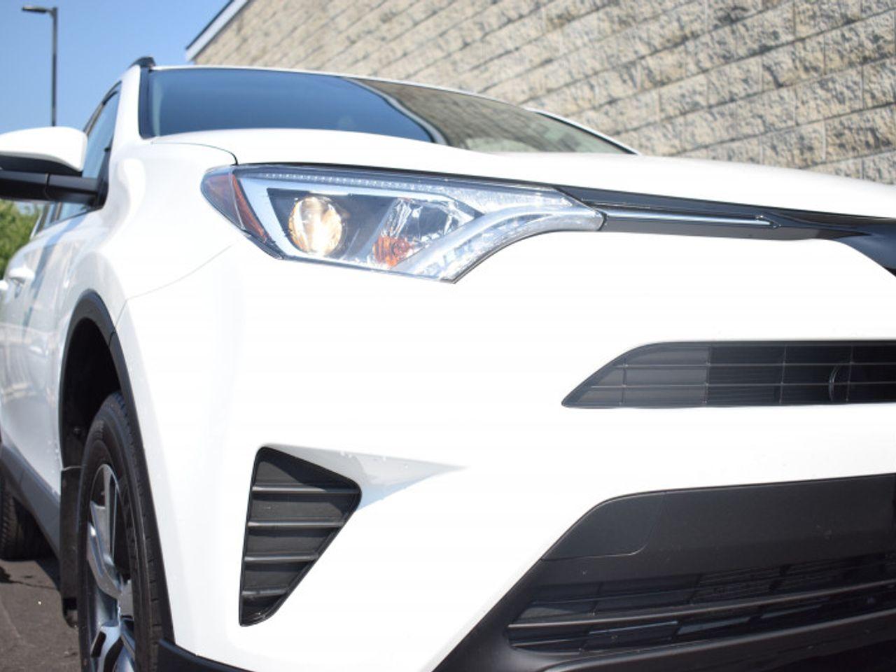 2018 Toyota RAV4 LE-3