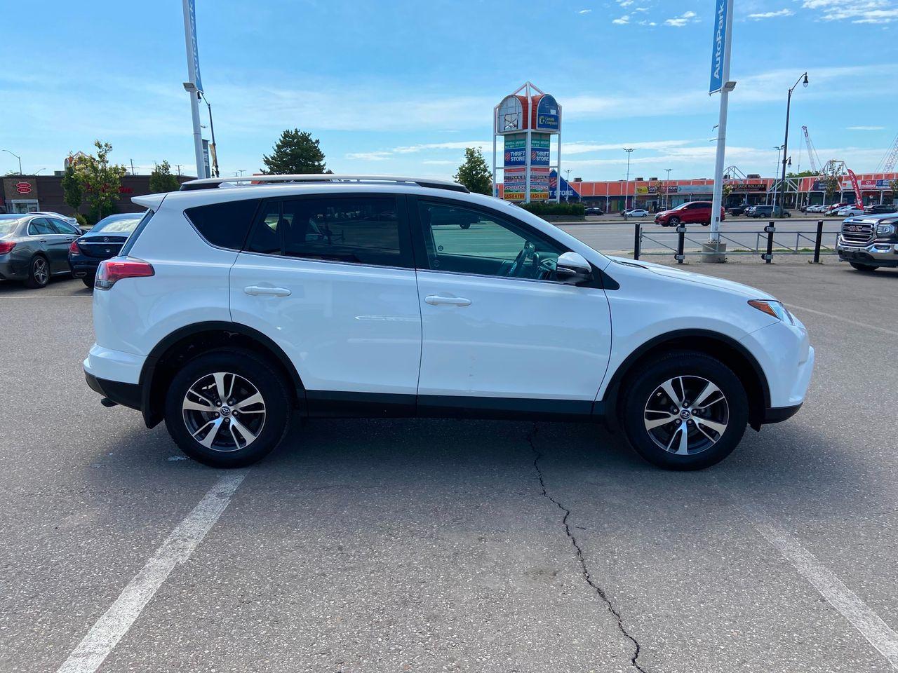 2018 Toyota RAV4 LE-3