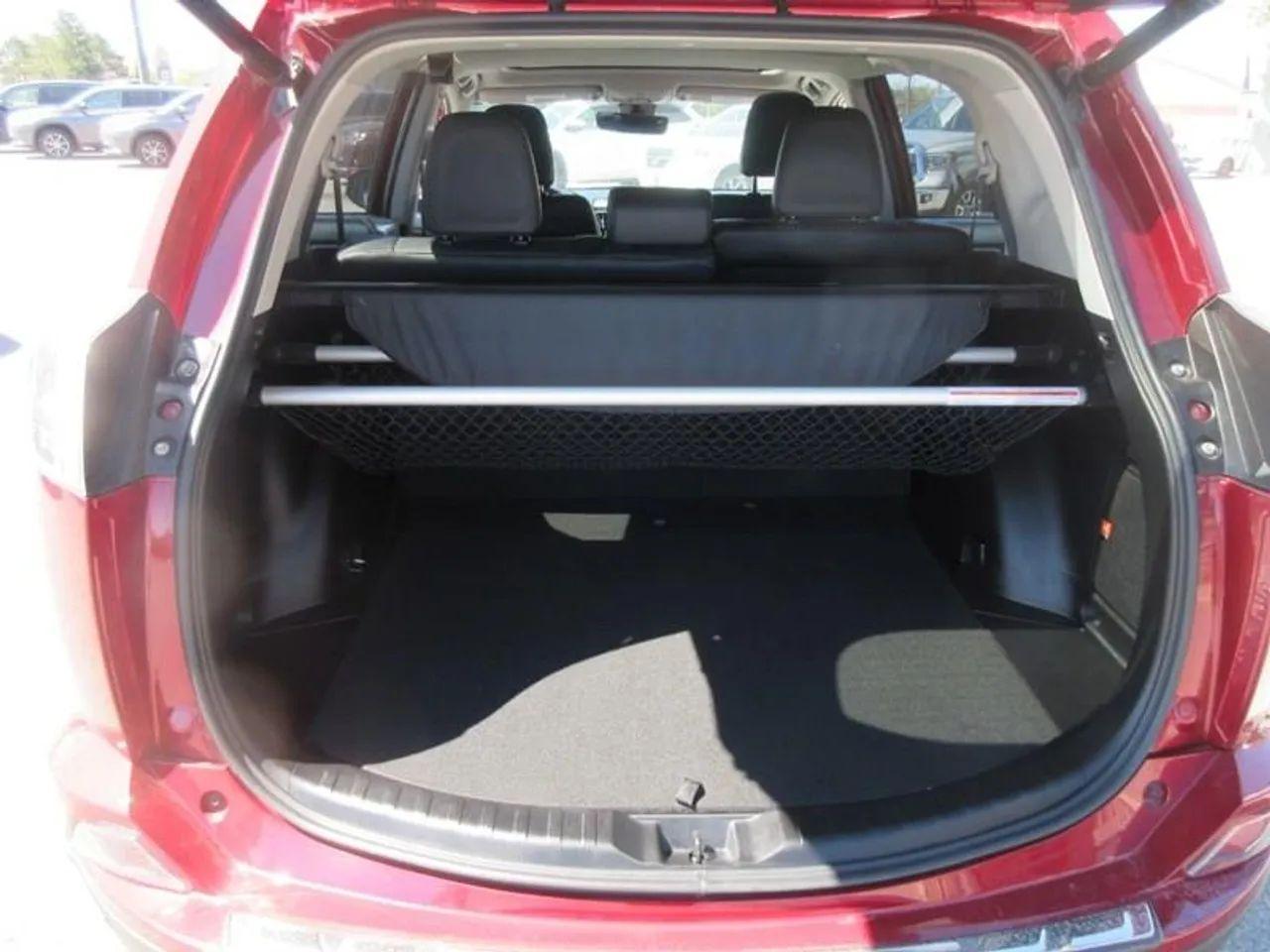 2018 Toyota RAV4 Limited-4