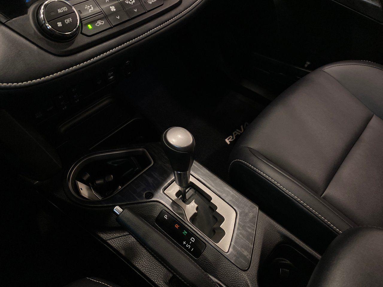 2018 Toyota RAV4 Limited-4