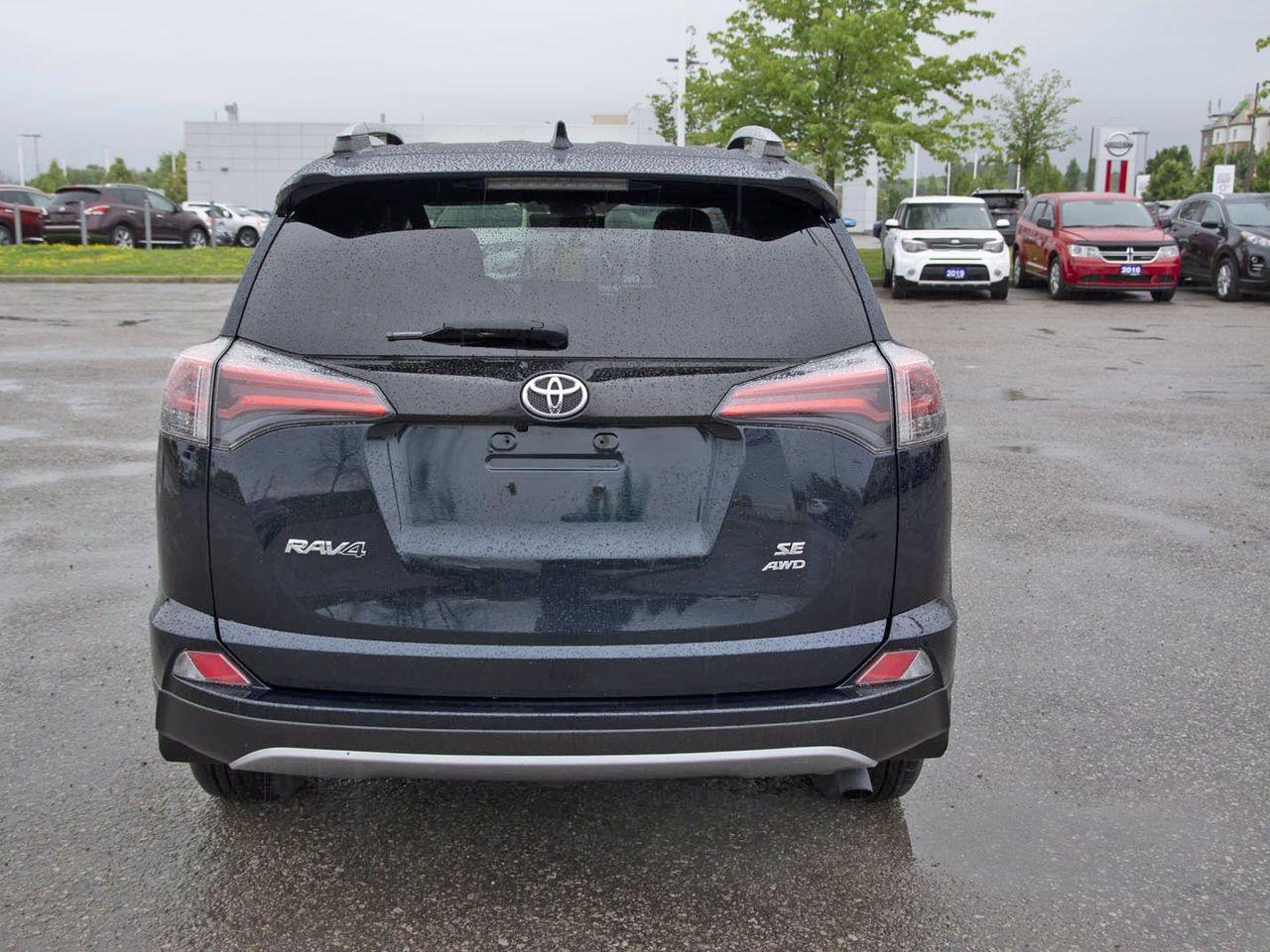 2018 Toyota RAV4 SE-3