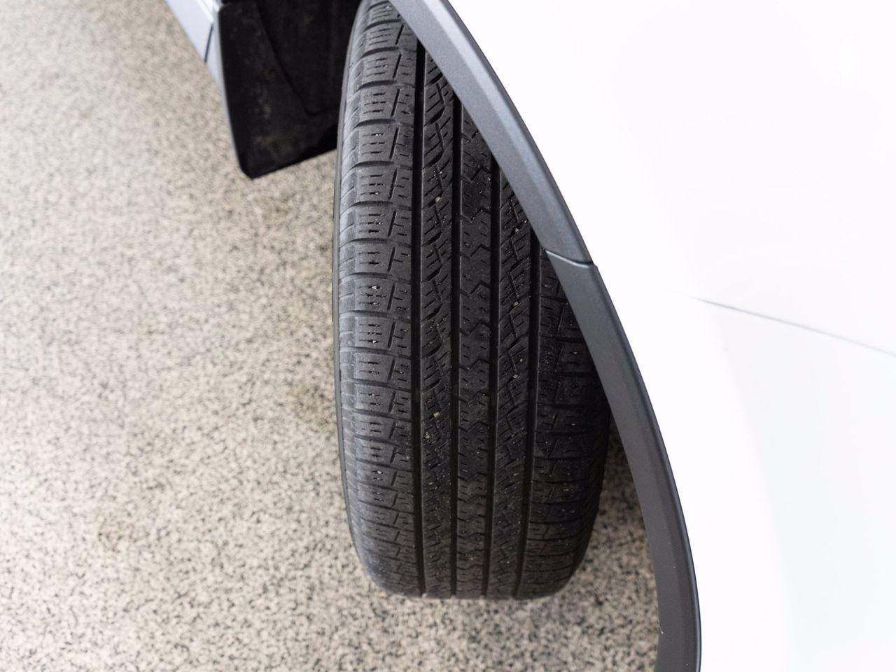 2018 Toyota RAV4 SE-3