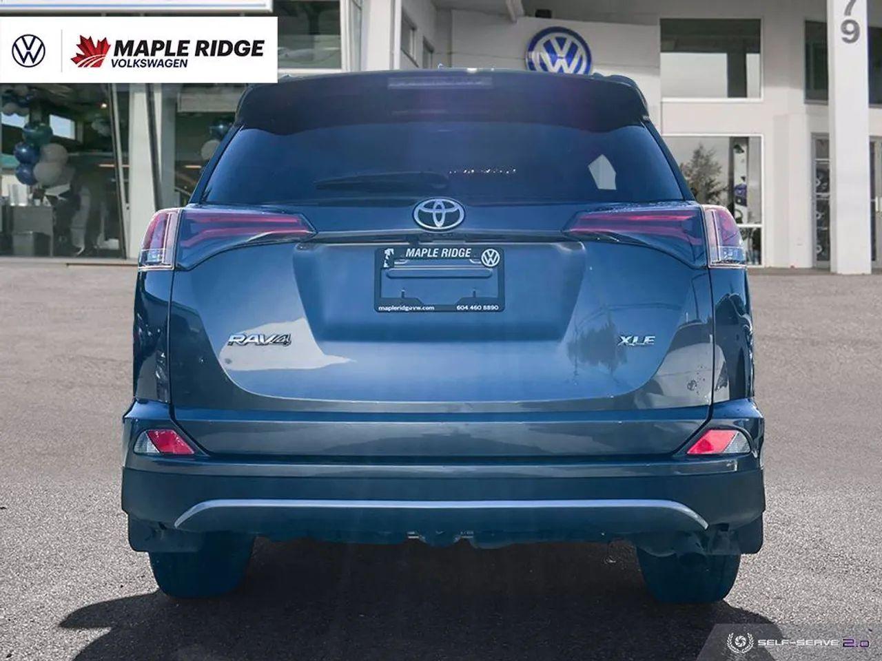 2018 Toyota RAV4 XLE-4