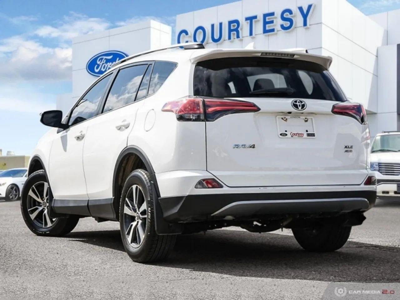 2018 Toyota RAV4 XLE-3