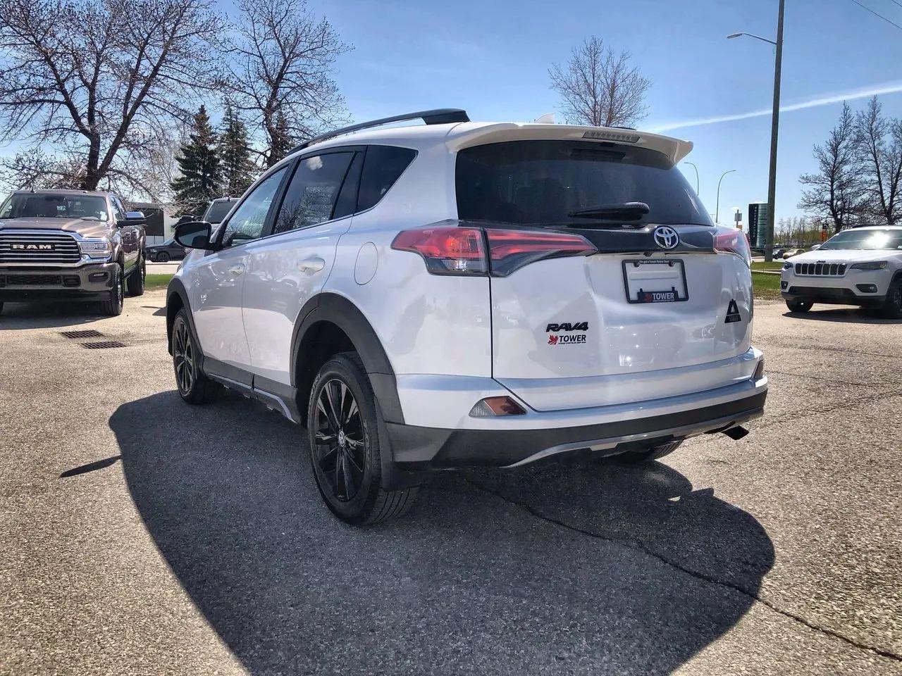 2018 Toyota RAV4 XLE-3