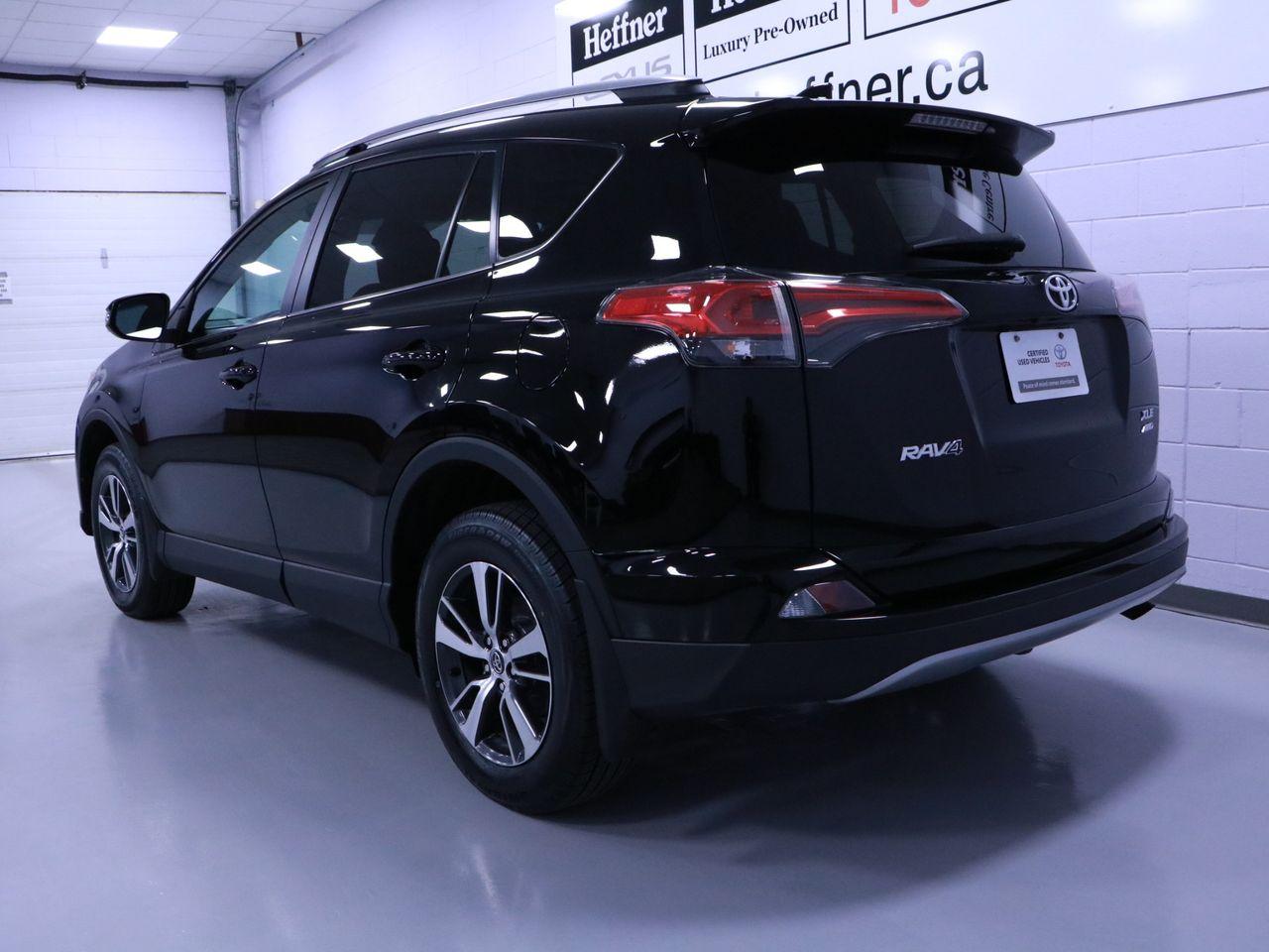 2018 Toyota RAV4 XLE-4