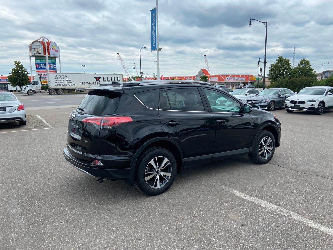 2018 Toyota RAV4 XLE-4