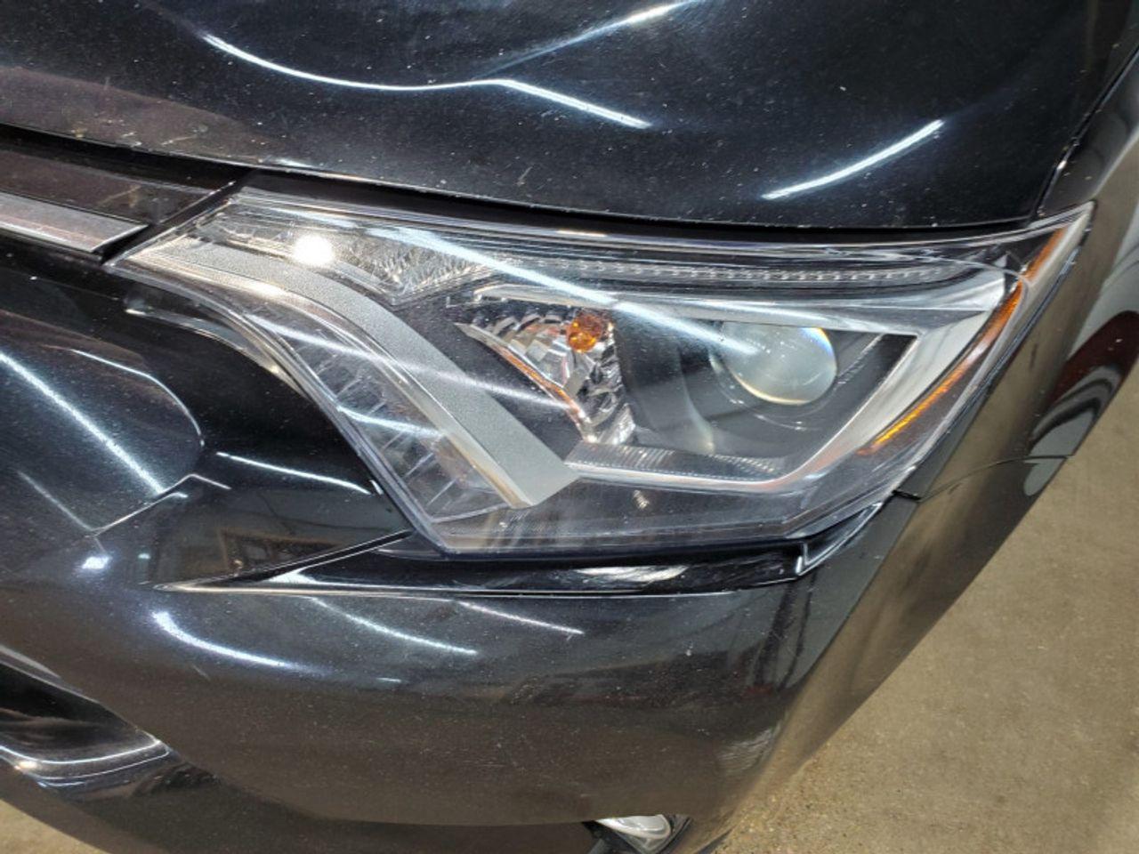 2018 Toyota RAV4 XLE-2