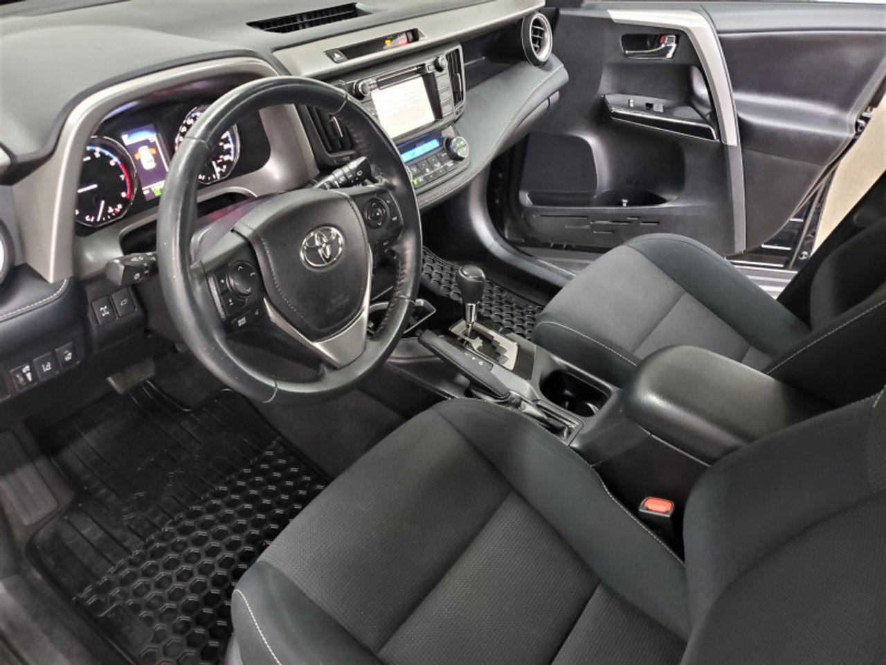 2018 Toyota RAV4 XLE-3