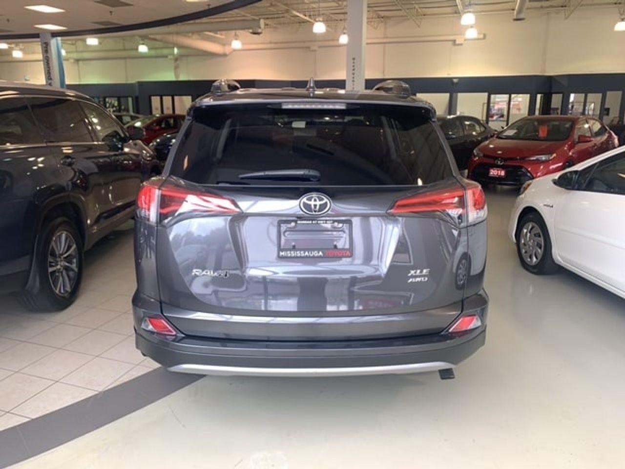 2018 Toyota RAV4 XLE-3