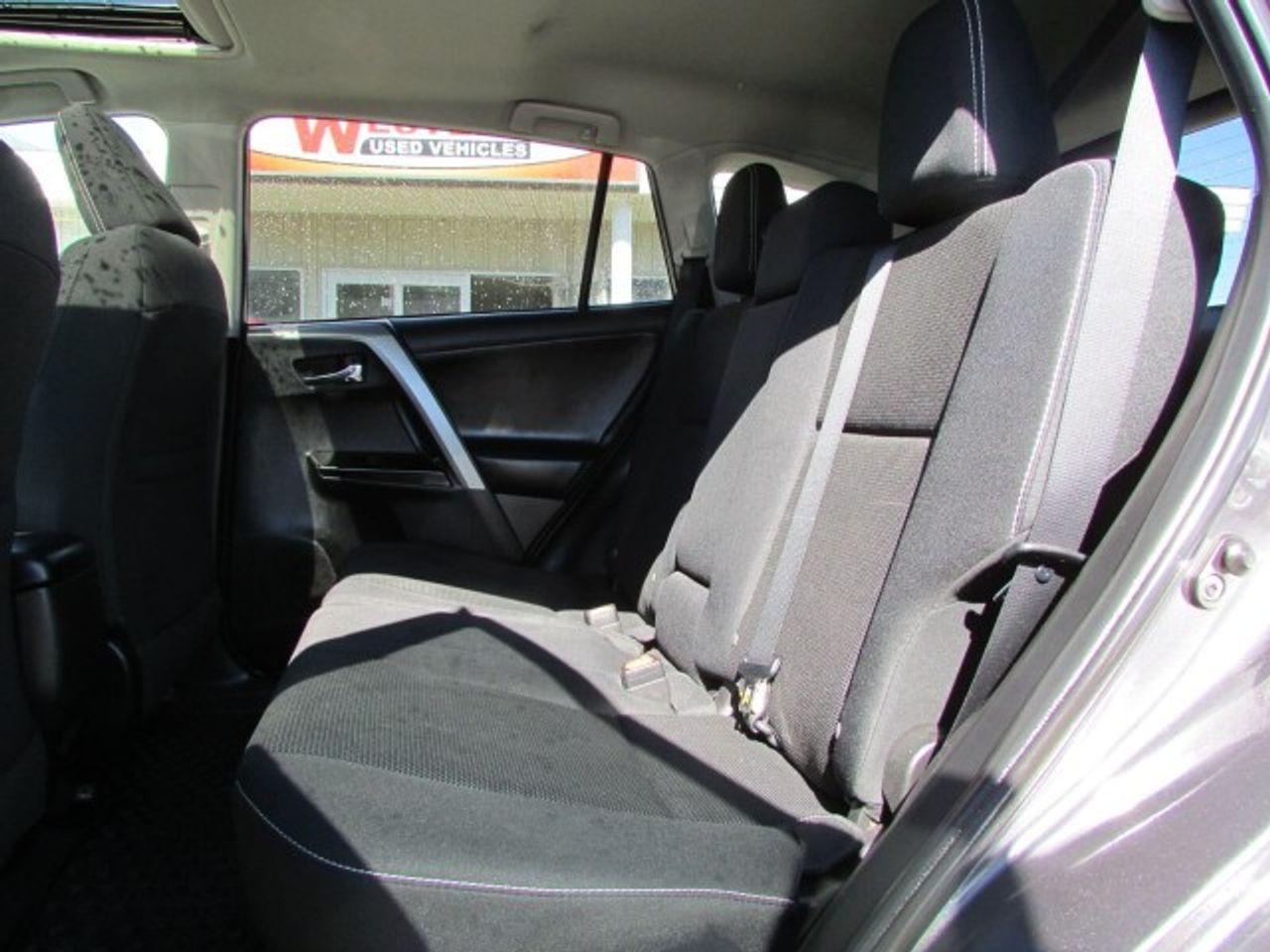 2018 Toyota RAV4 XLE-4