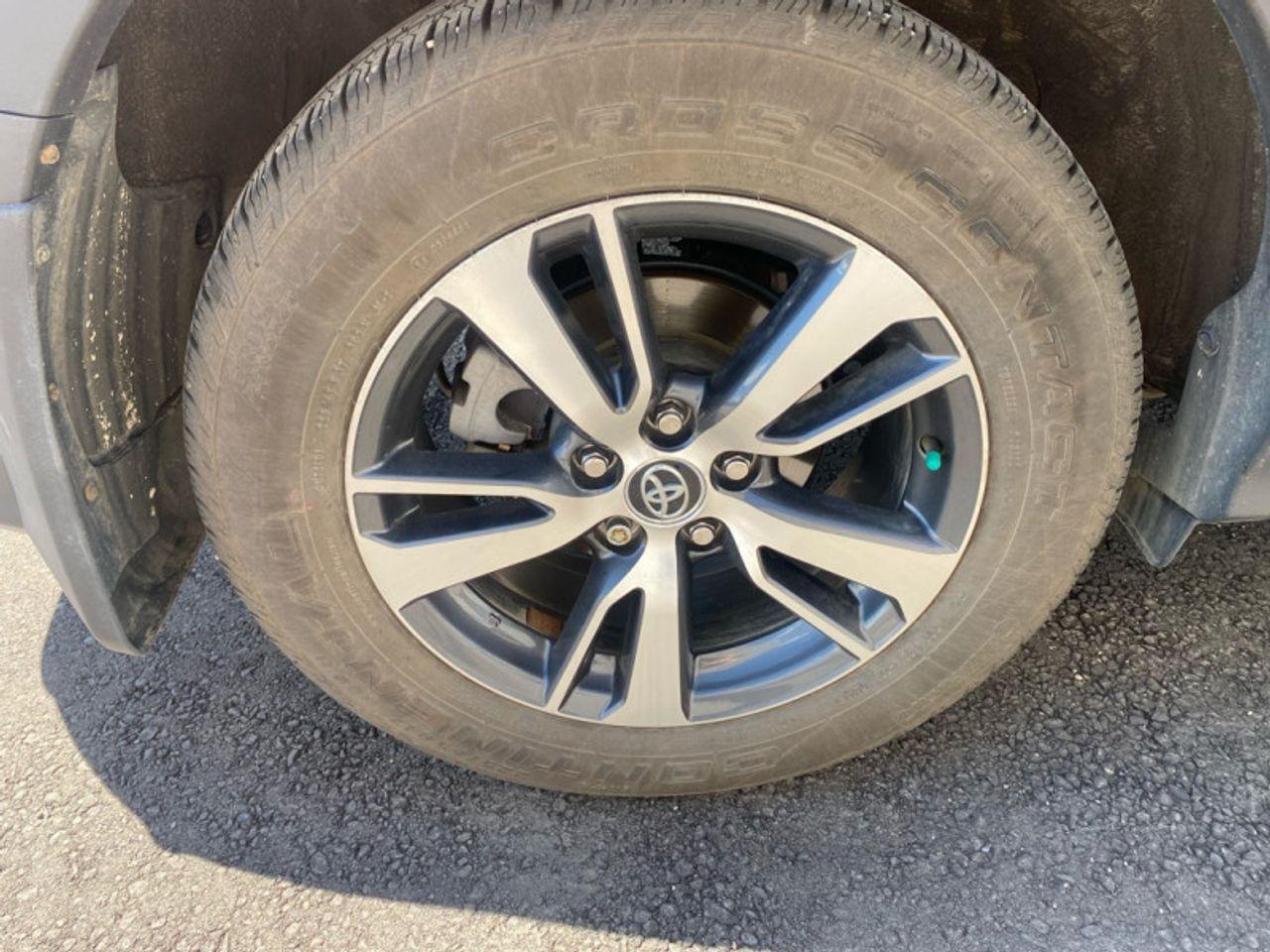 2018 Toyota RAV4 XLE-4