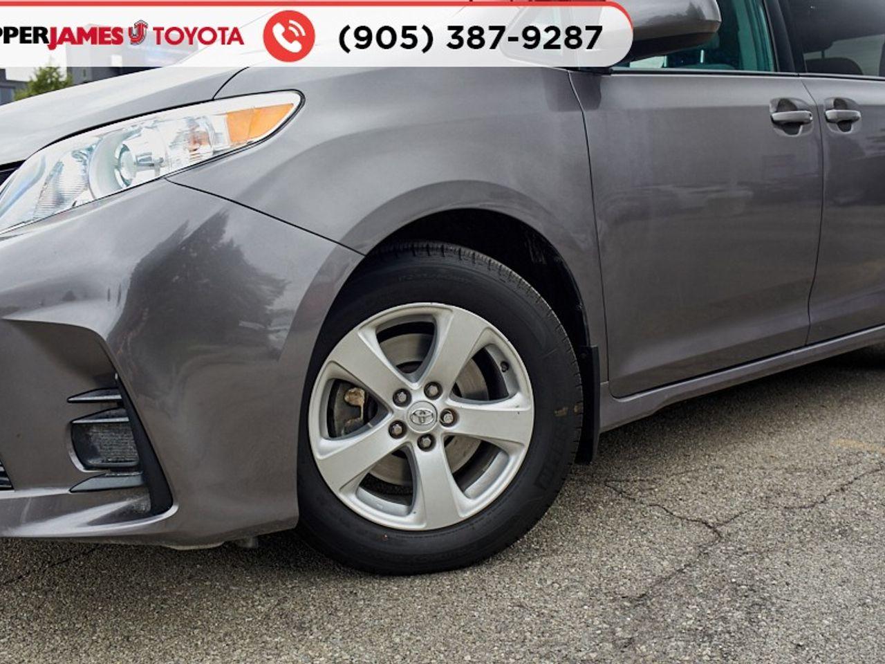 2018 Toyota Sienna LE-2