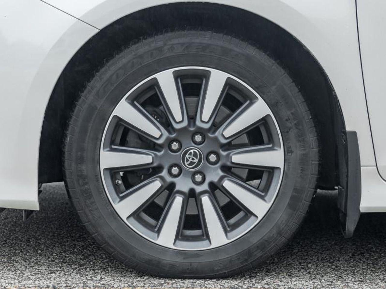 2018 Toyota Sienna Limited-3
