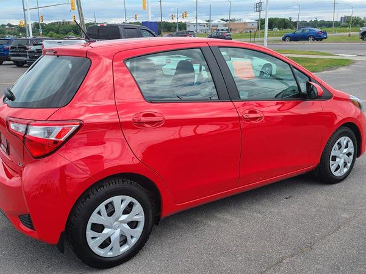 2018 Toyota Yaris LE-3