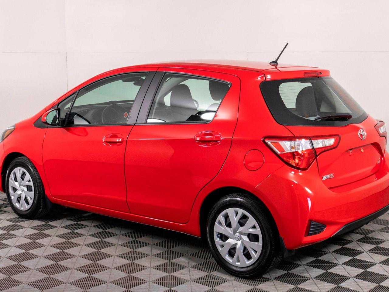 2018 Toyota Yaris LE-4