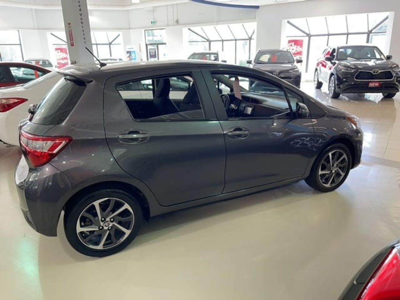 2018 Toyota Yaris SE-4