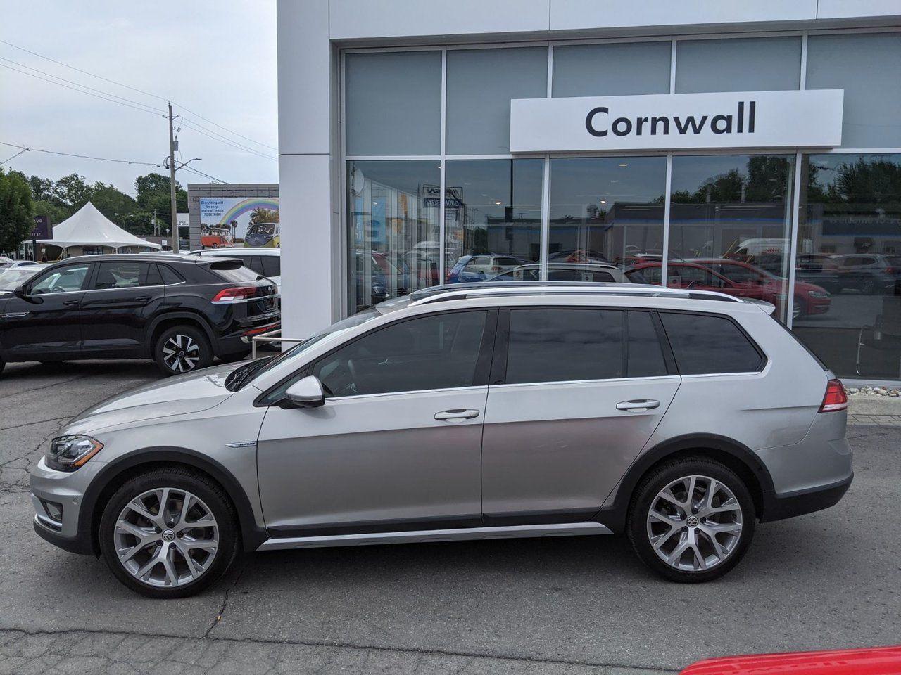2018 Volkswagen Golf Alltrack -2