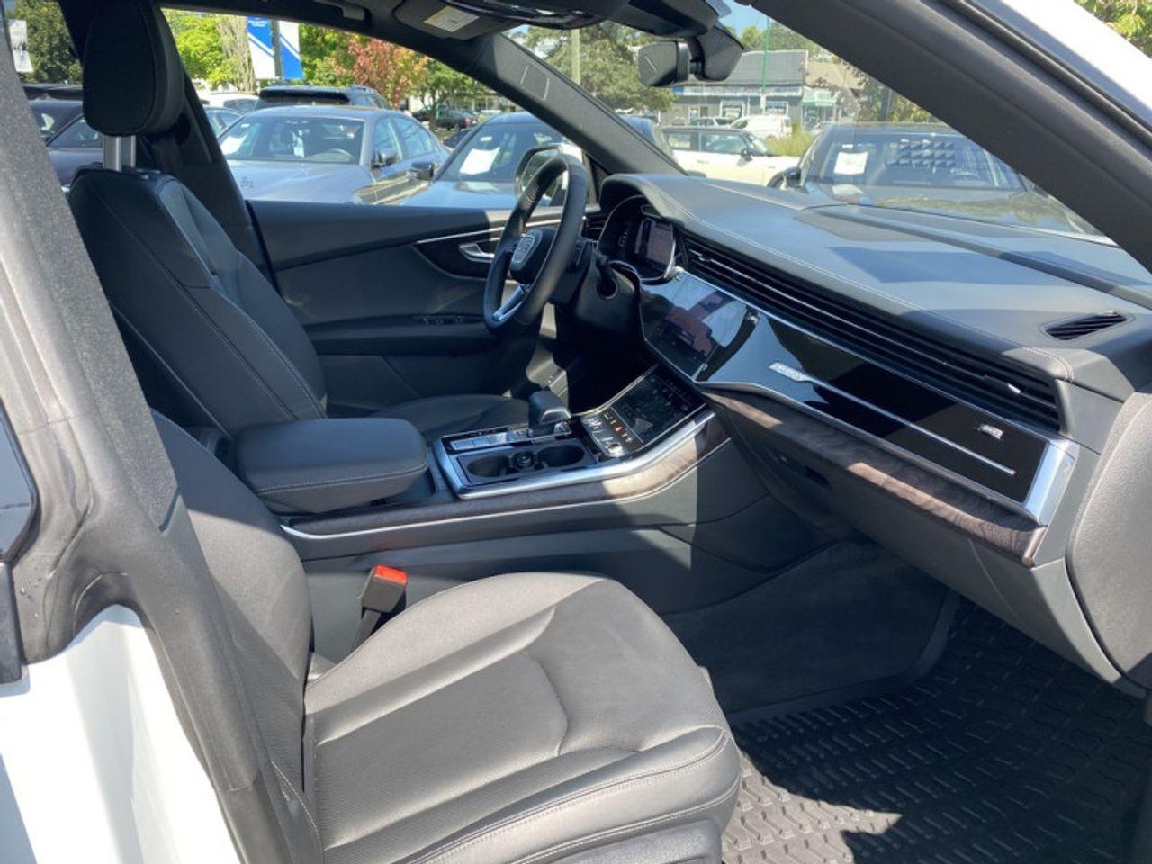 2019 Audi Q8 -3