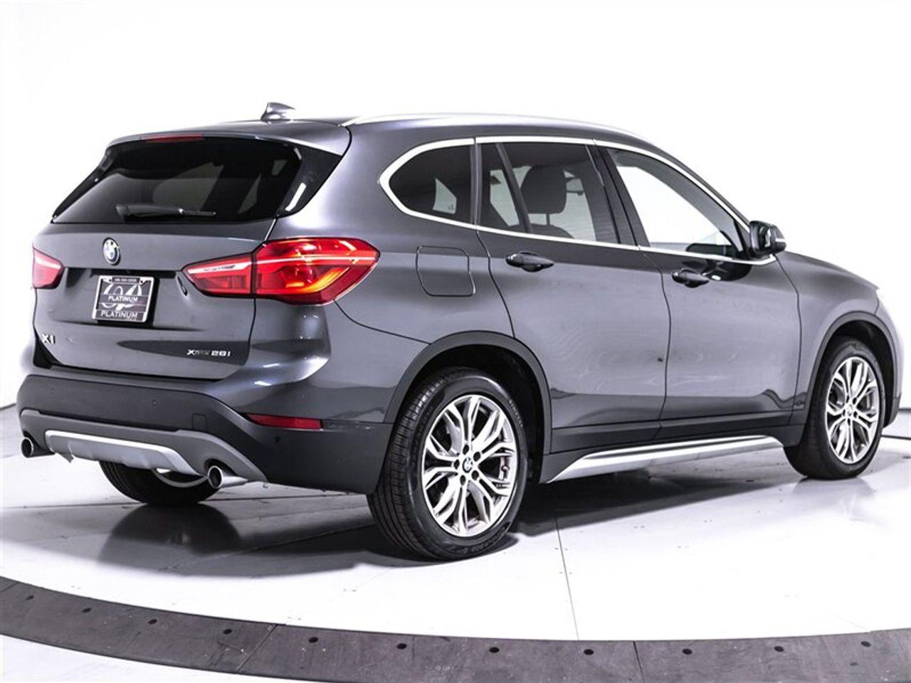 2019 BMW X1 Xdrive28i-4