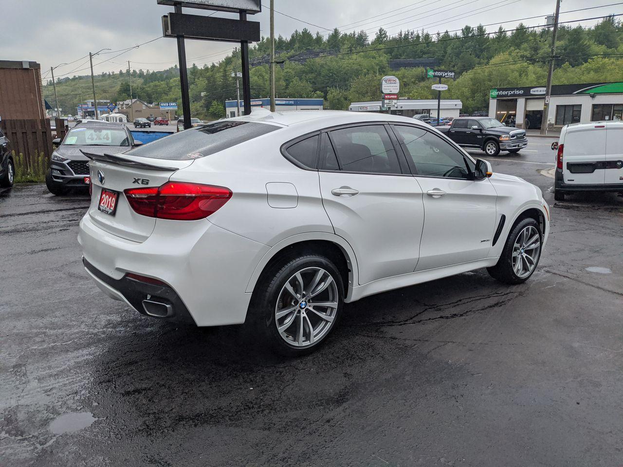 2019 BMW X6 XDrive35i-4