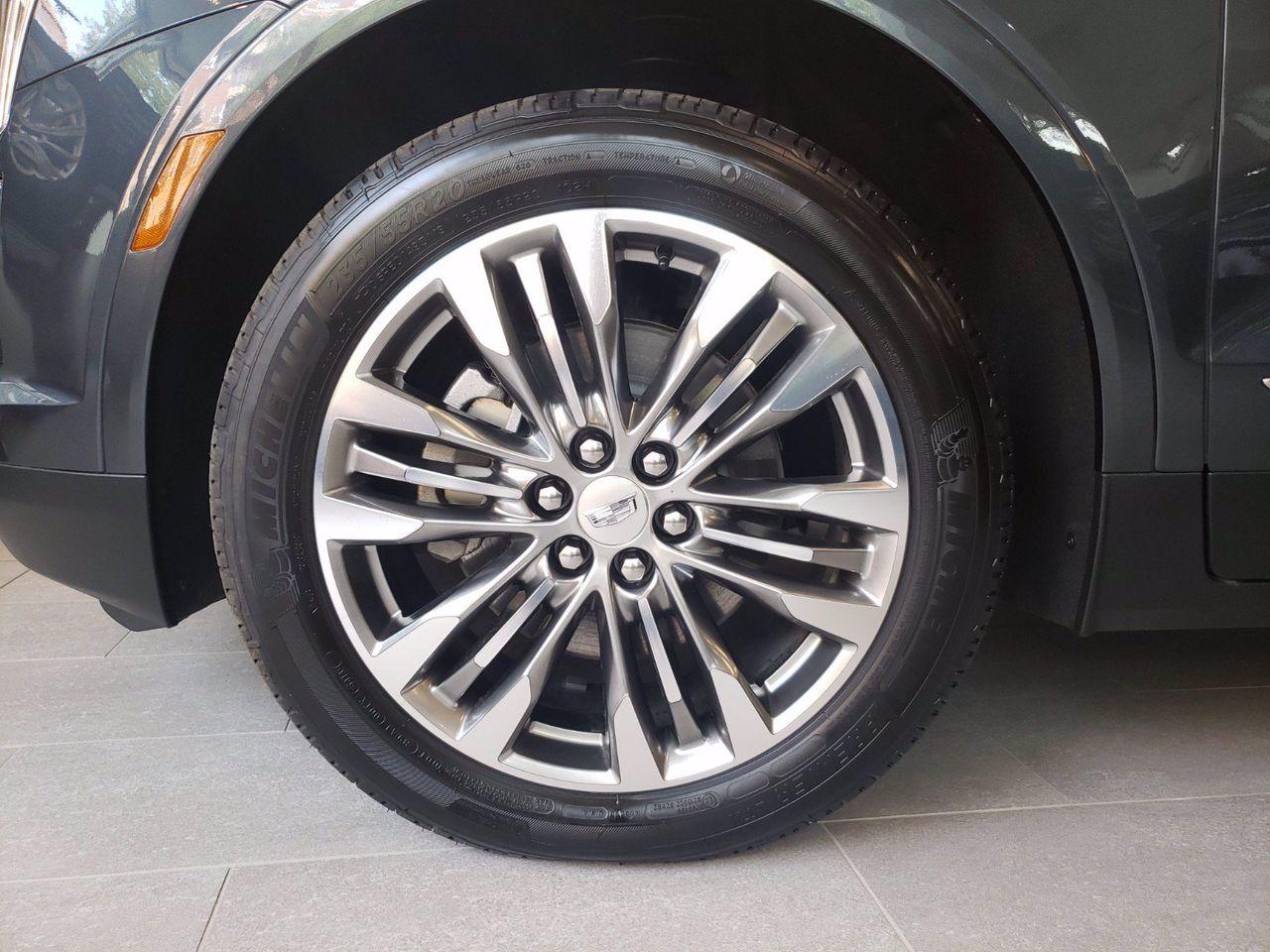 2019 Cadillac XT5 Premium Luxury-4