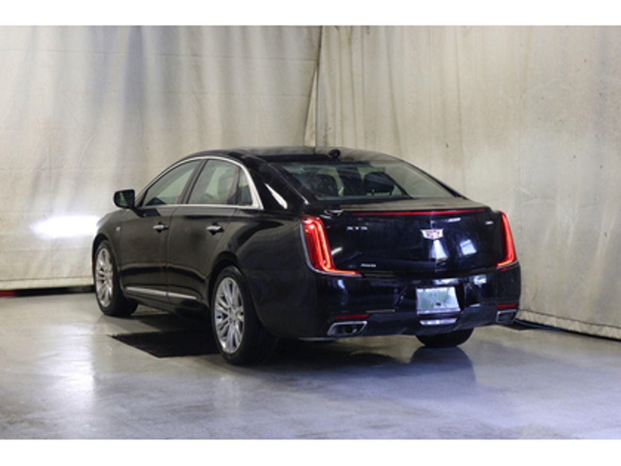 2019 Cadillac XTS Luxury-3