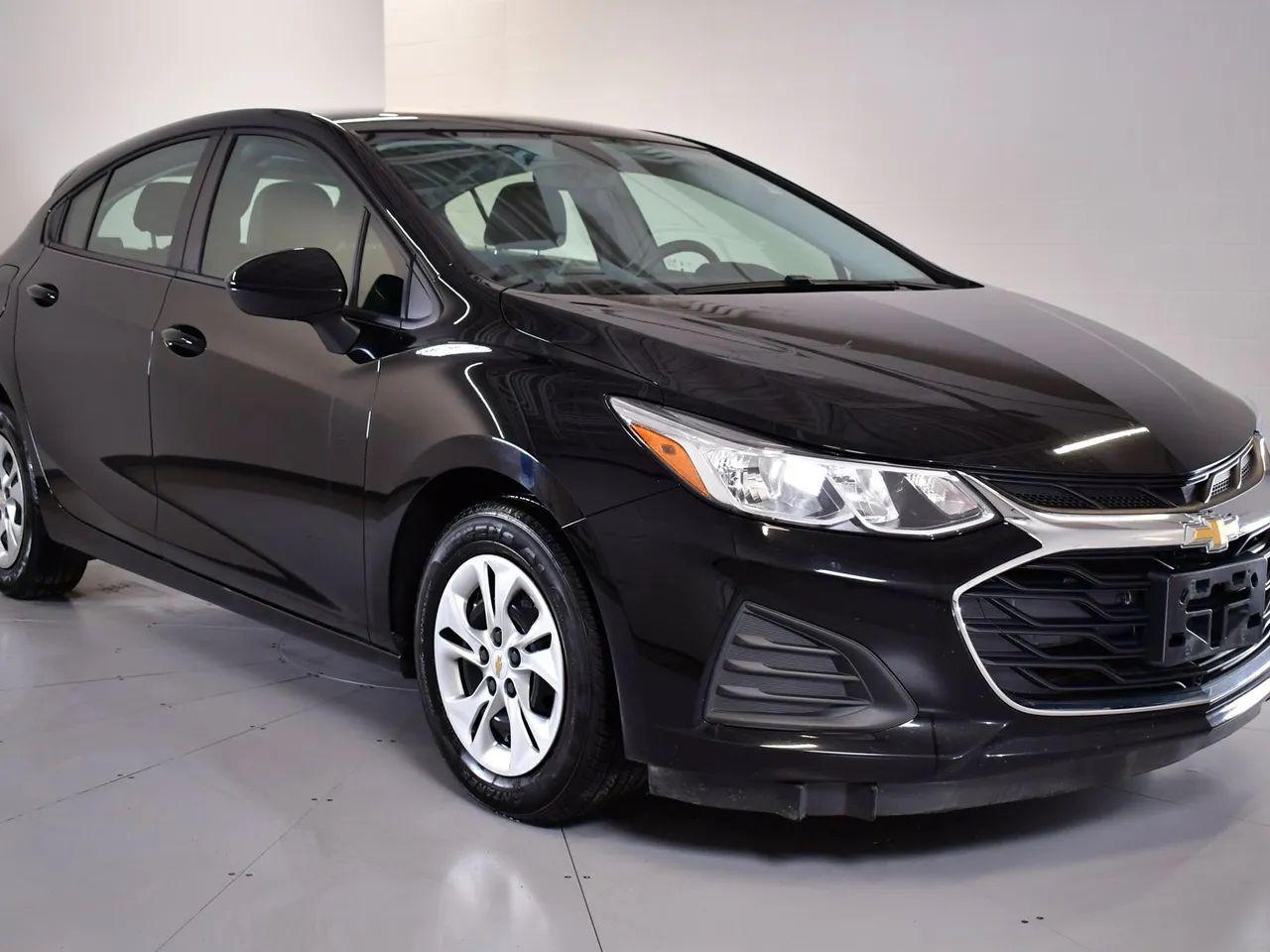 2019 Chevrolet Cruze LS-2