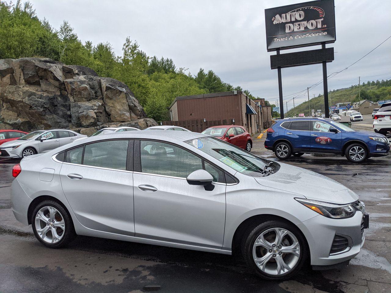 2019 Chevrolet Cruze Premier-0