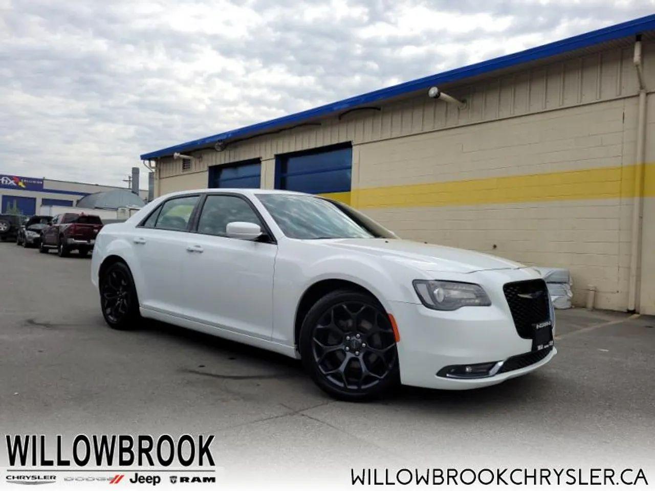 2019 Chrysler 300 S-4