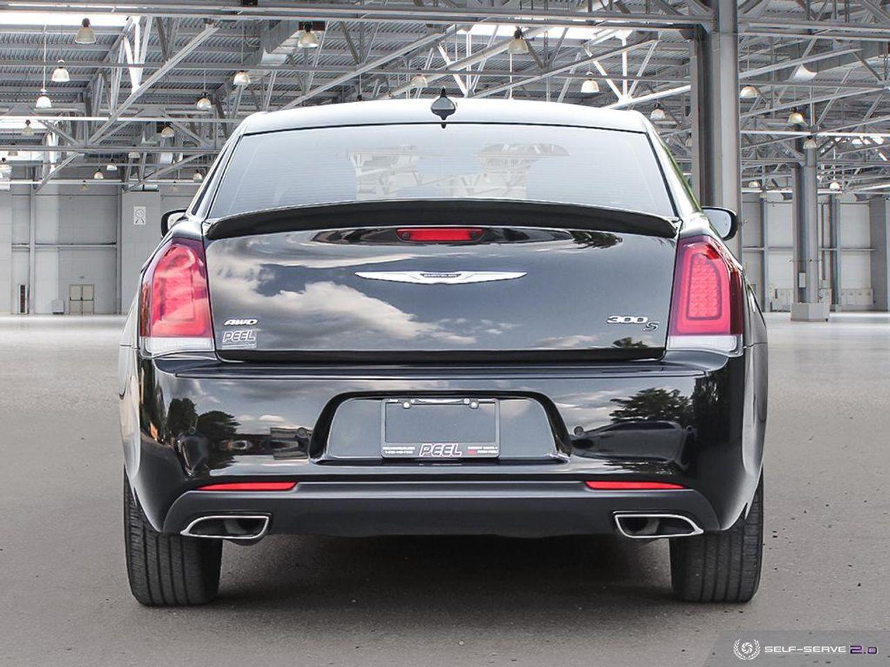 2019 Chrysler 300 S-4