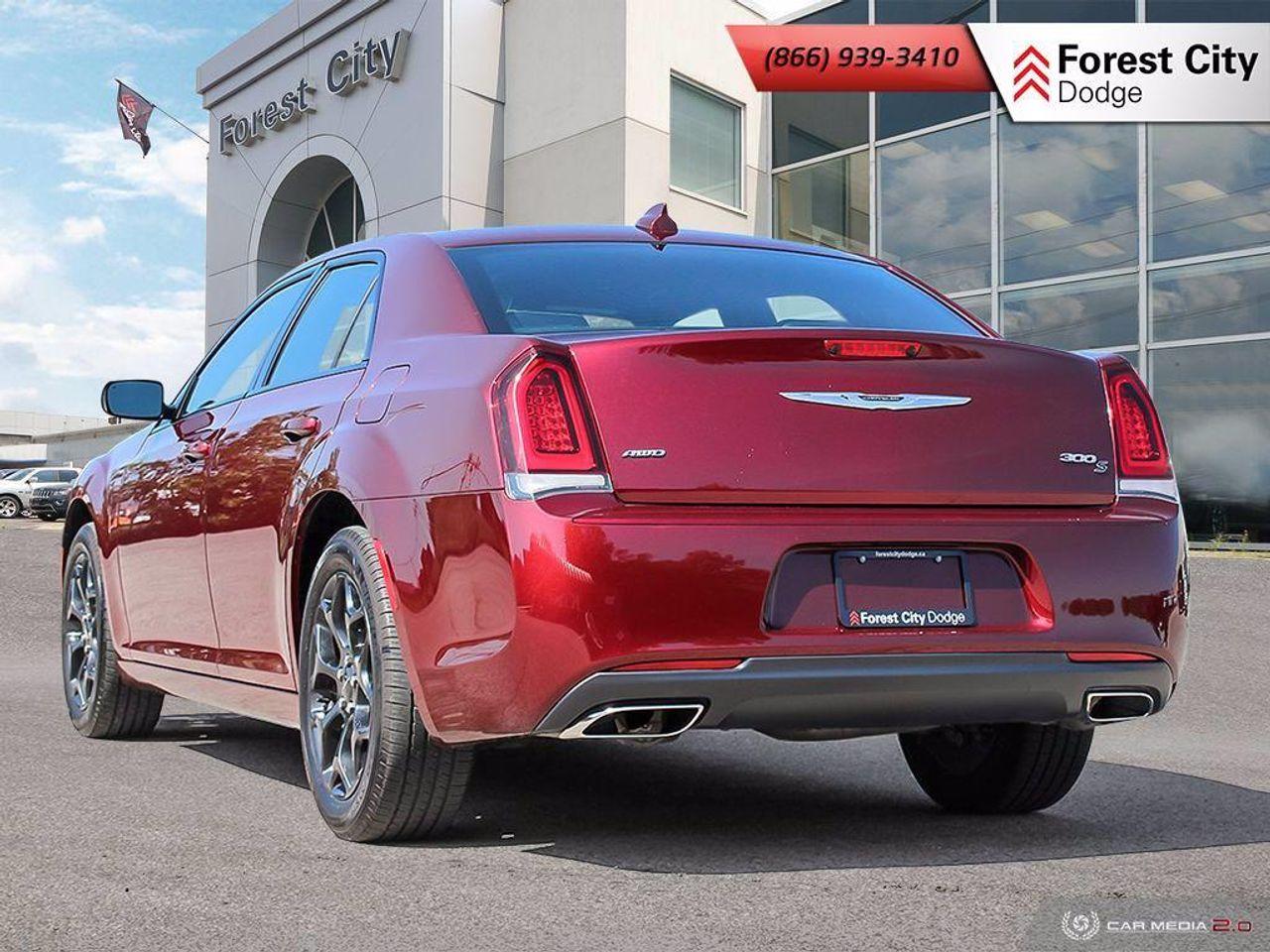 2019 Chrysler 300 S-3